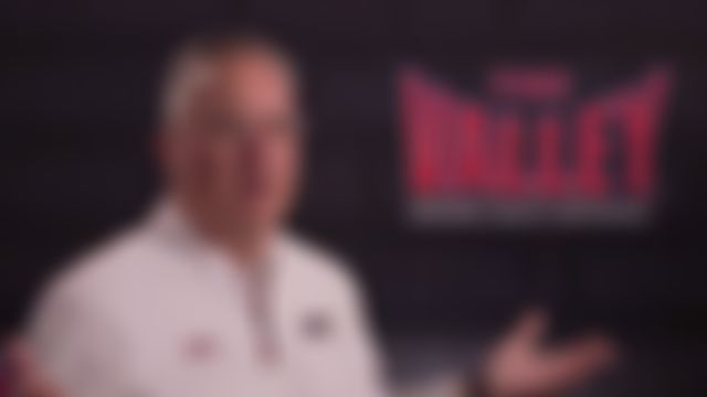 Video post by @ValleyHoops on Twitter