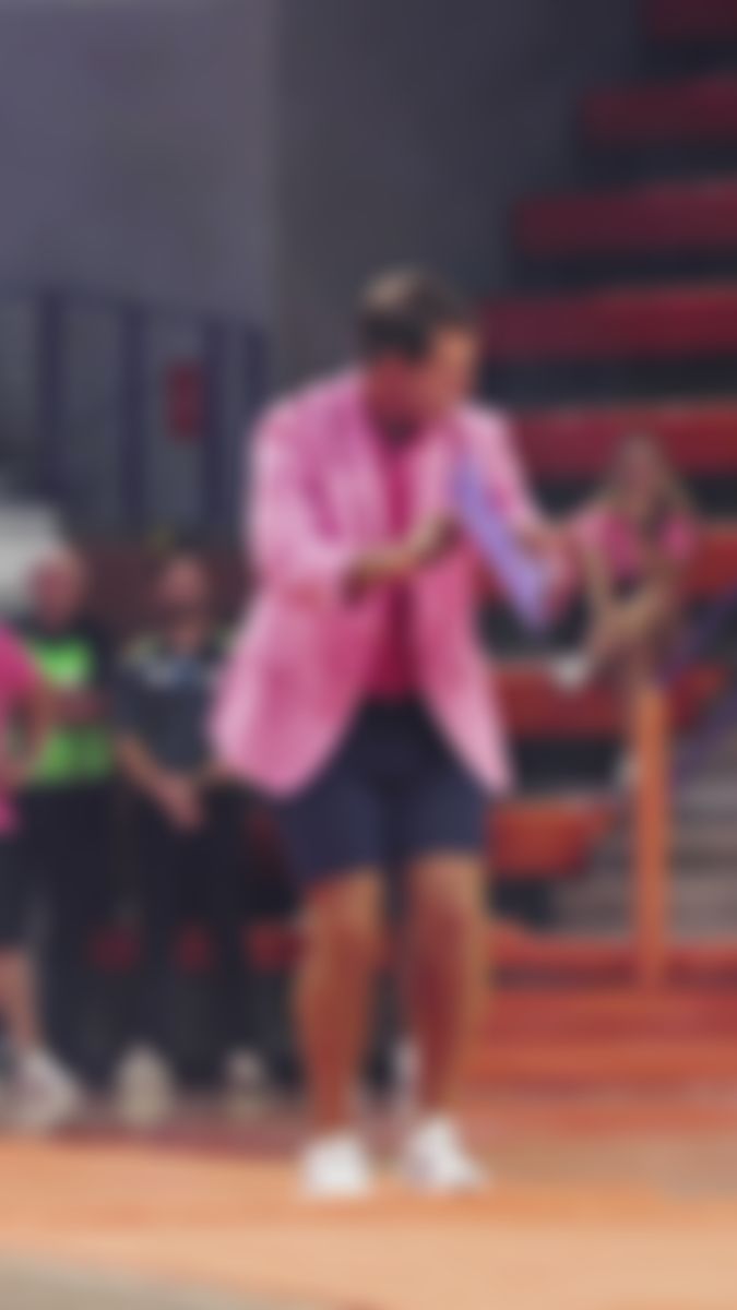 Video post by @OldRowSports on Twitter