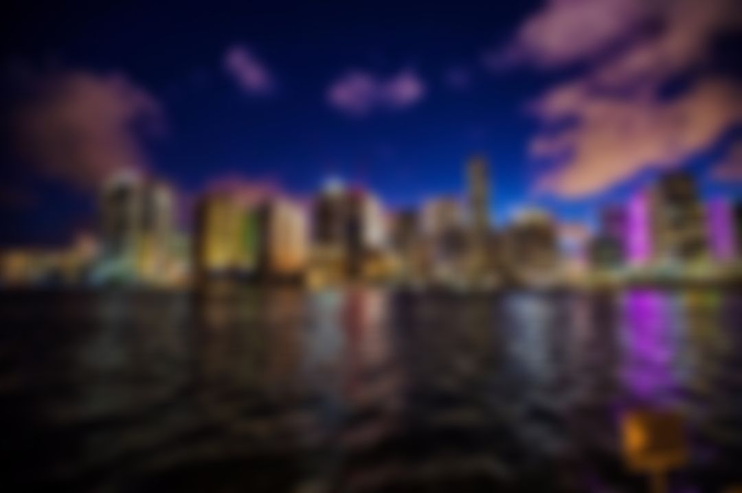 Image post by @ariannagrainey on Instagram