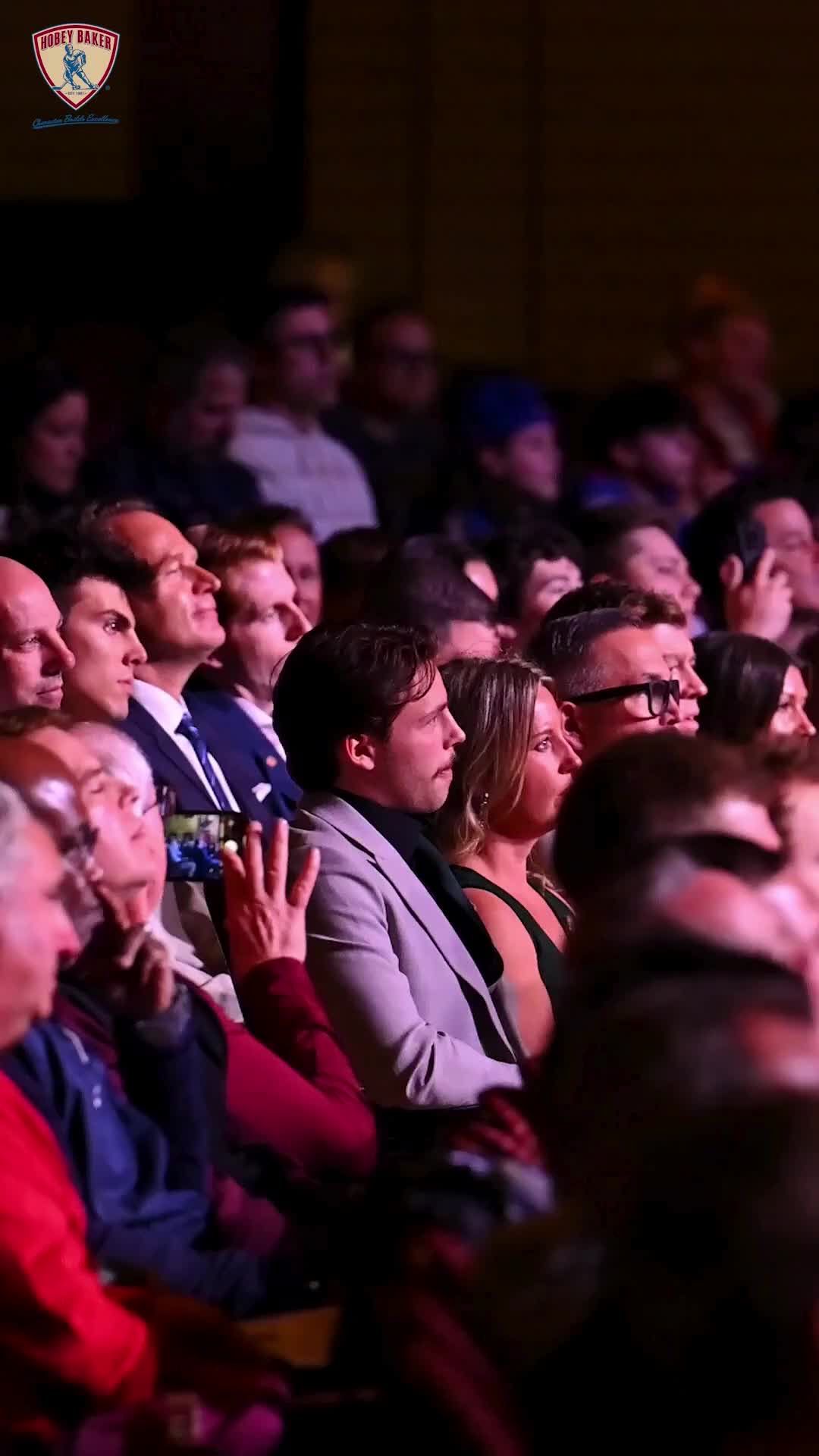 Video post by @hobeybakeraward on TikTok