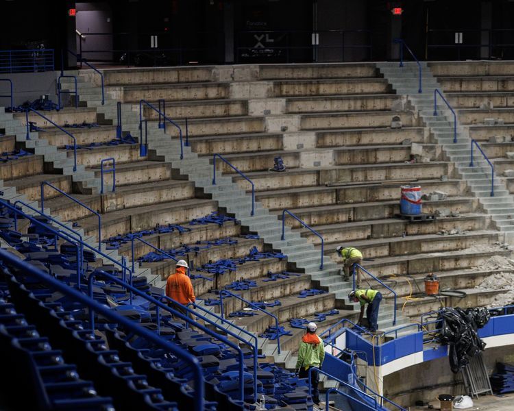 Image post by @XLCenter on Facebook