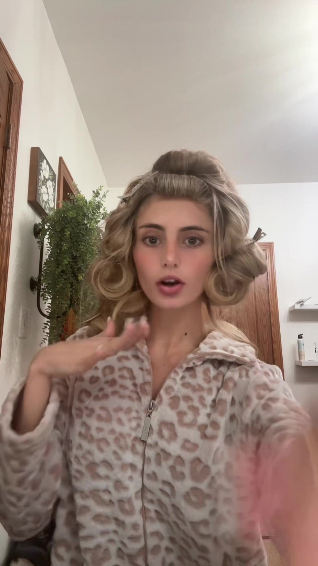 Video post by @izzy.darnell on TikTok