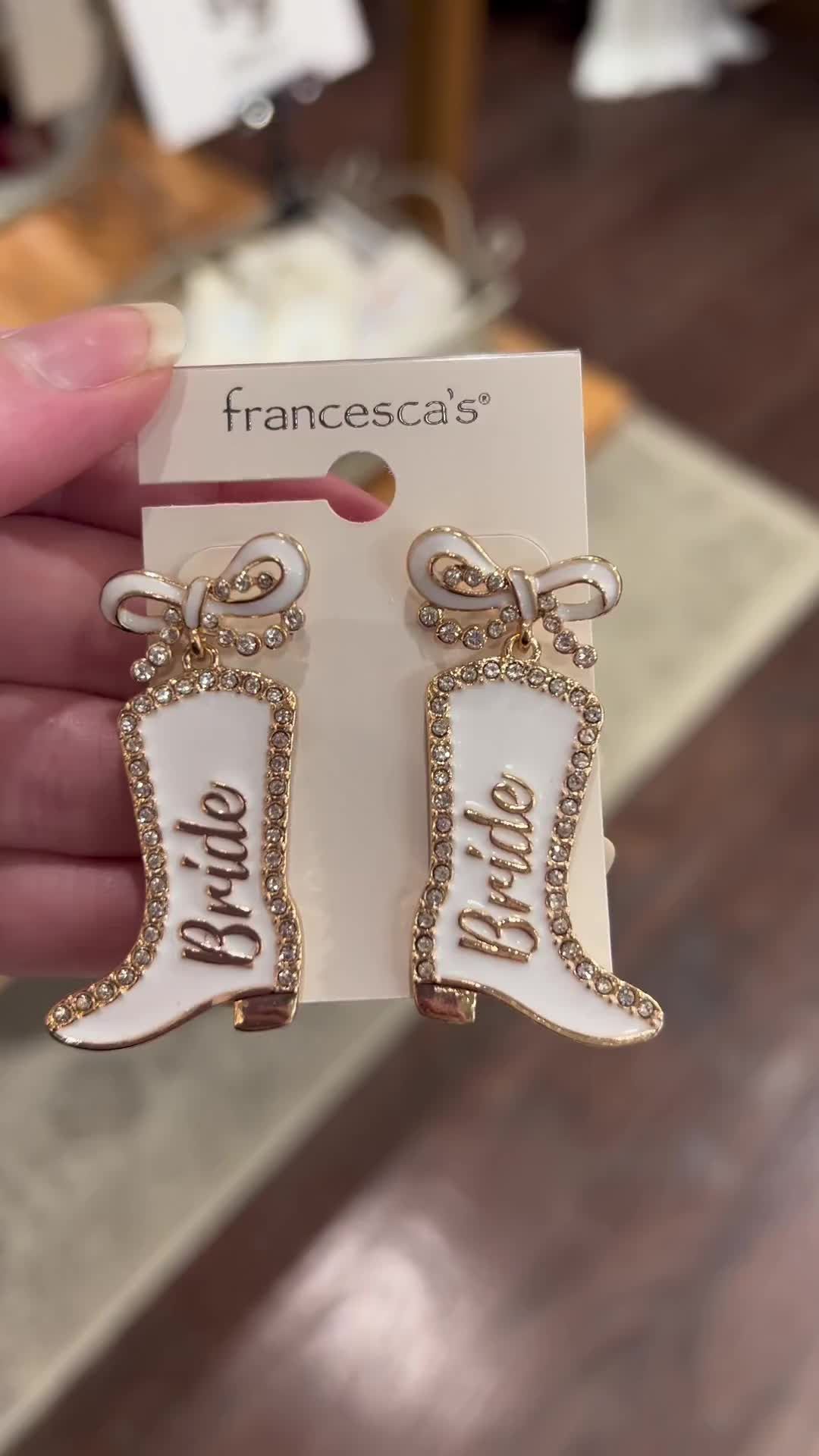 Video post by @francescasboutique on TikTok