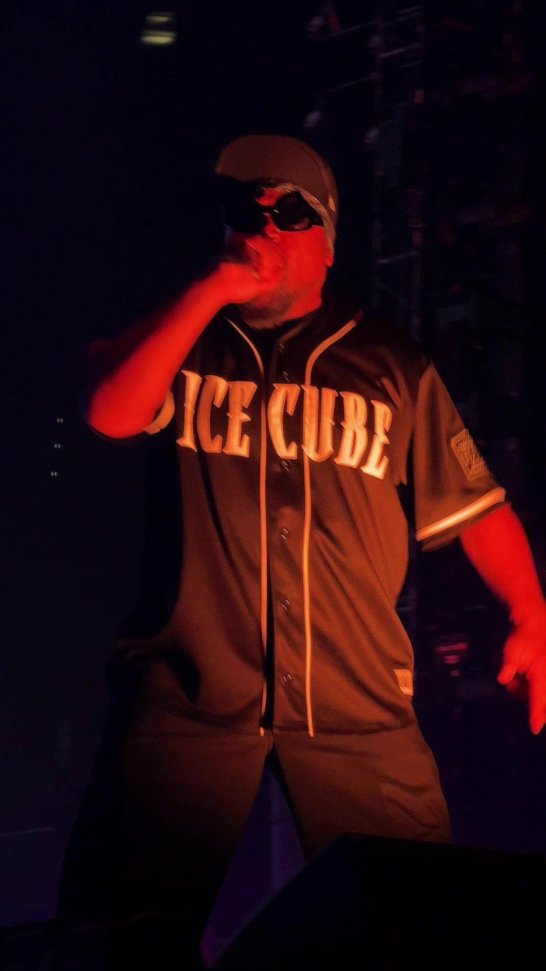 Video post by @moda_center on TikTok