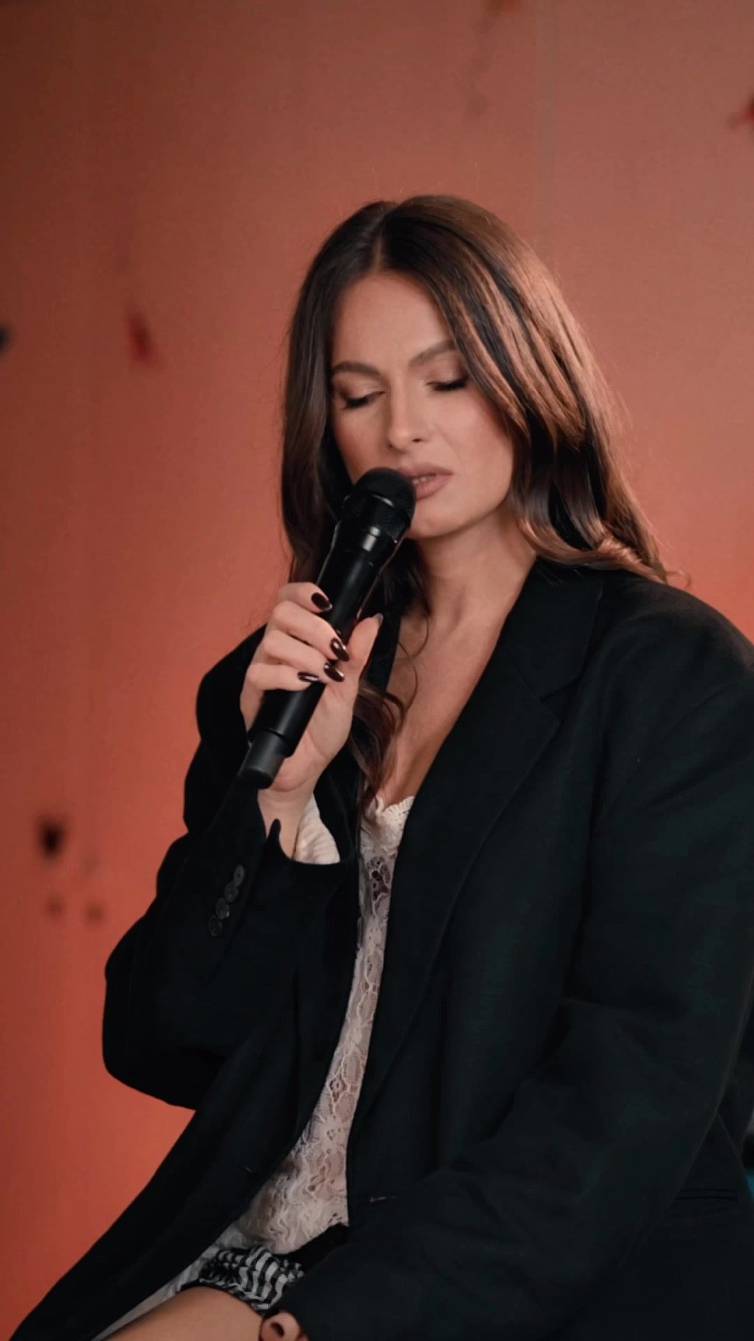 Video post by @ralukaofficial on TikTok