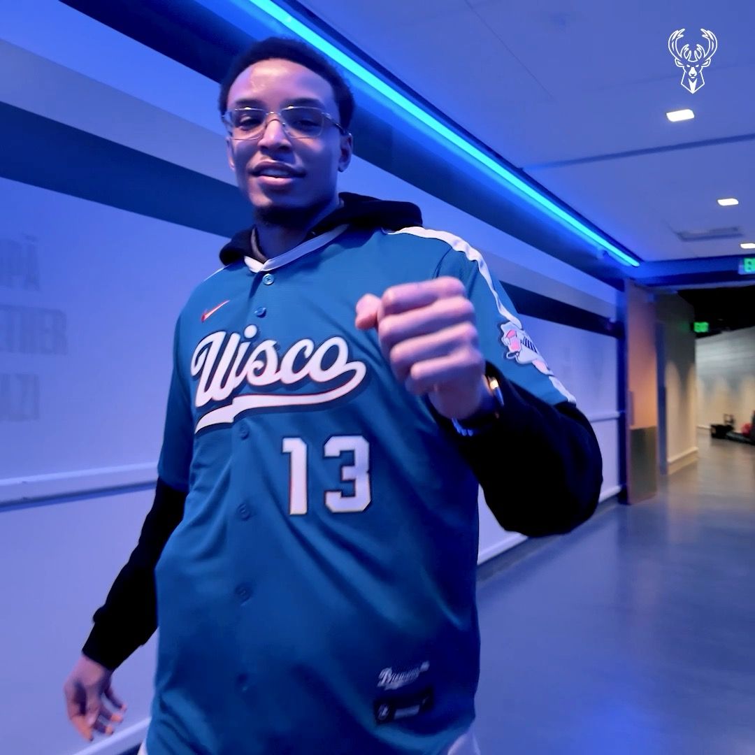 Video post by @milwaukeebucks on Facebook