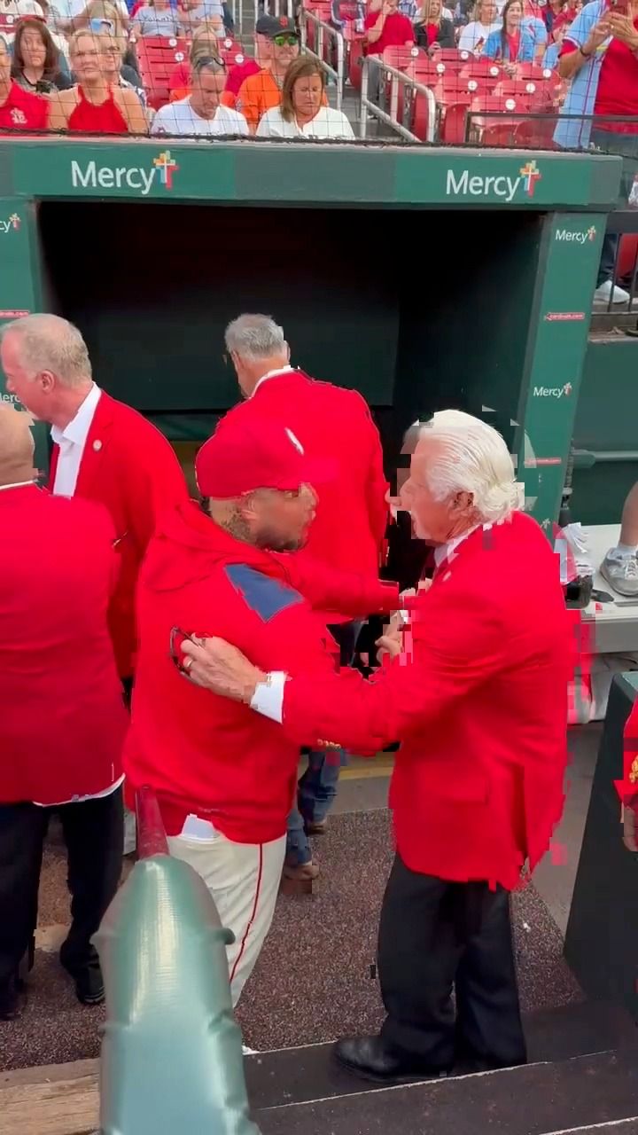 Video post by @Cardinals on Facebook