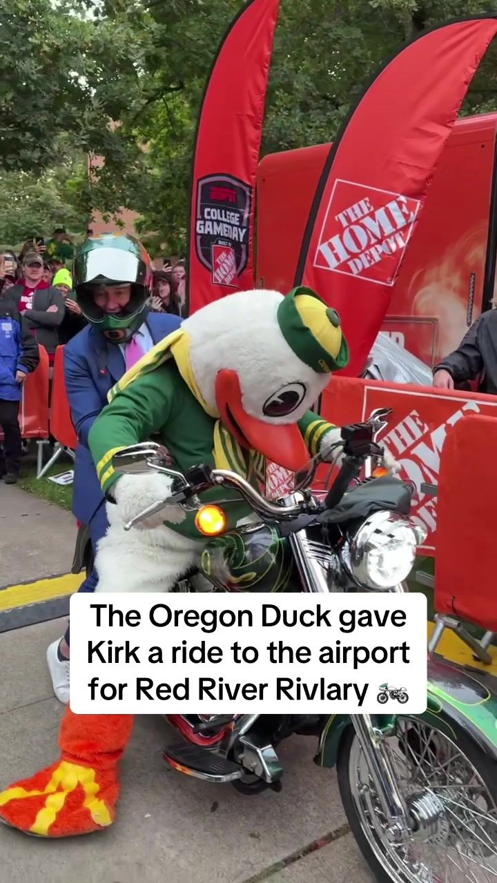 Video post by @collegegameday on TikTok