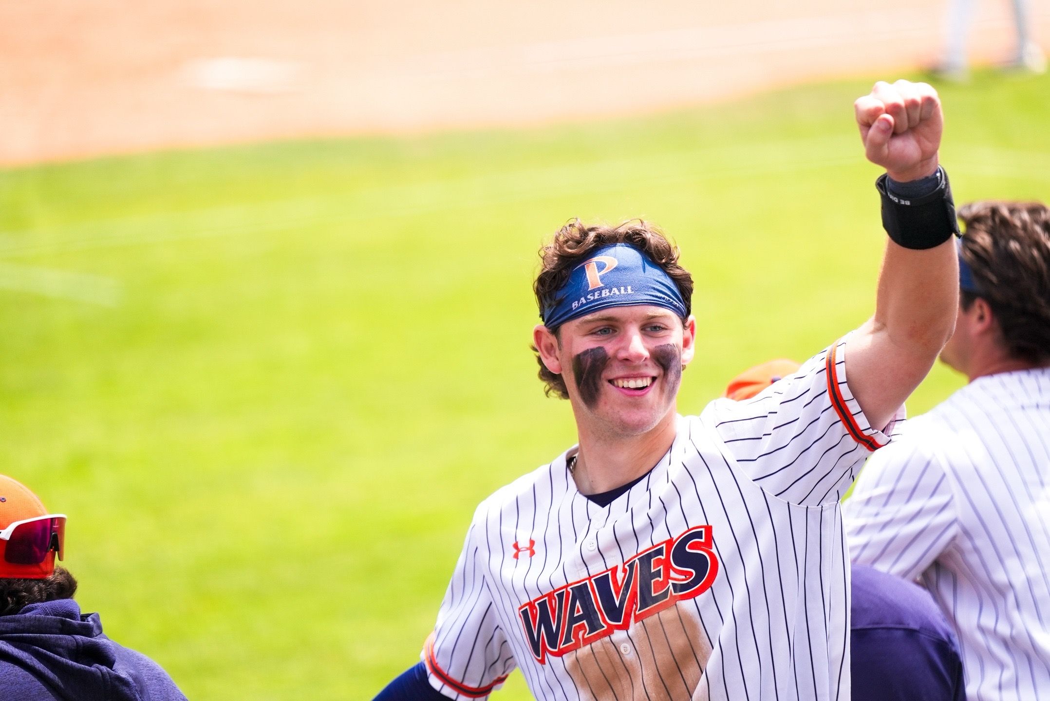 Video post by @morgchive on TikTok