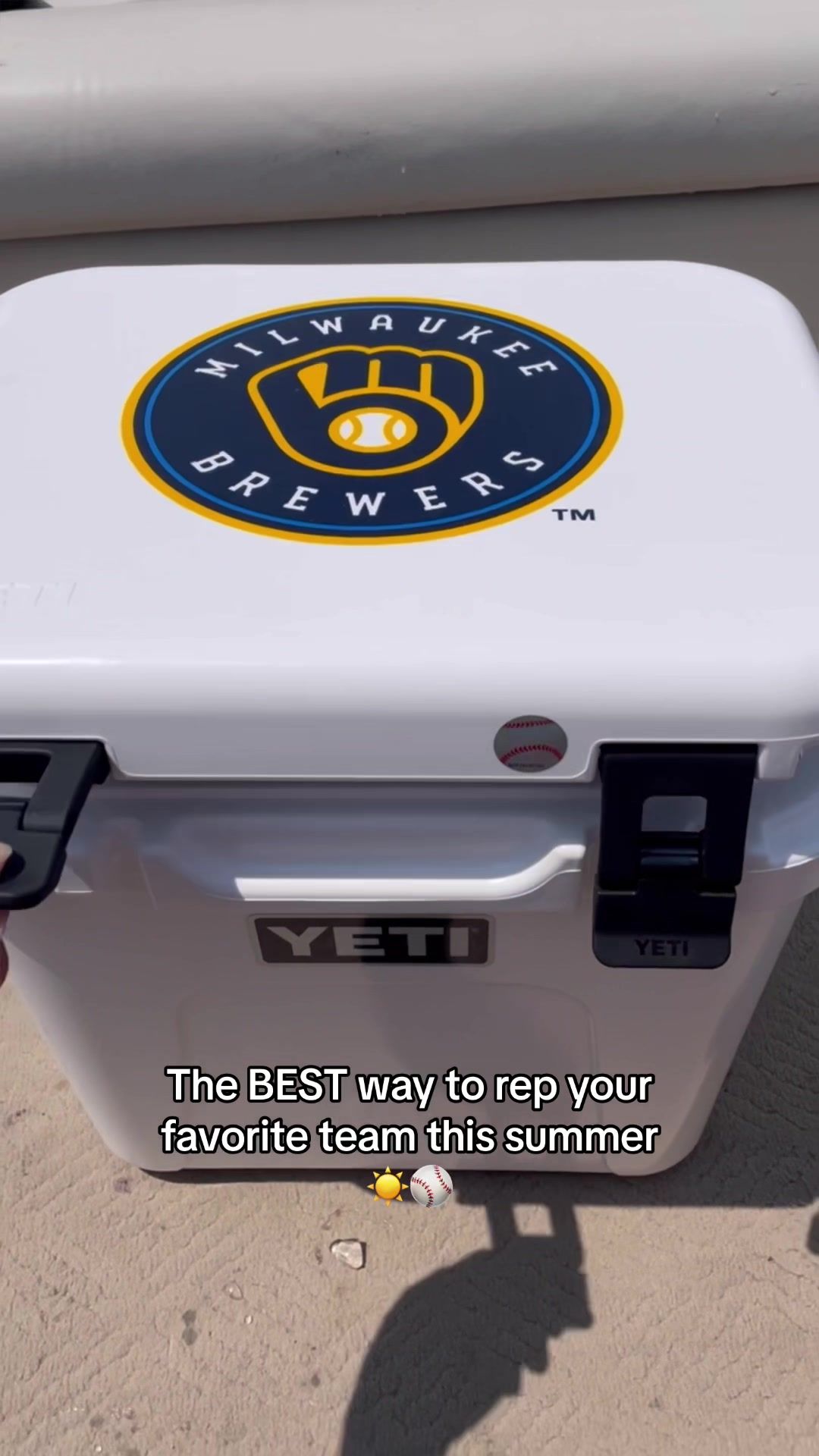 Video post by @strlkeouts on TikTok