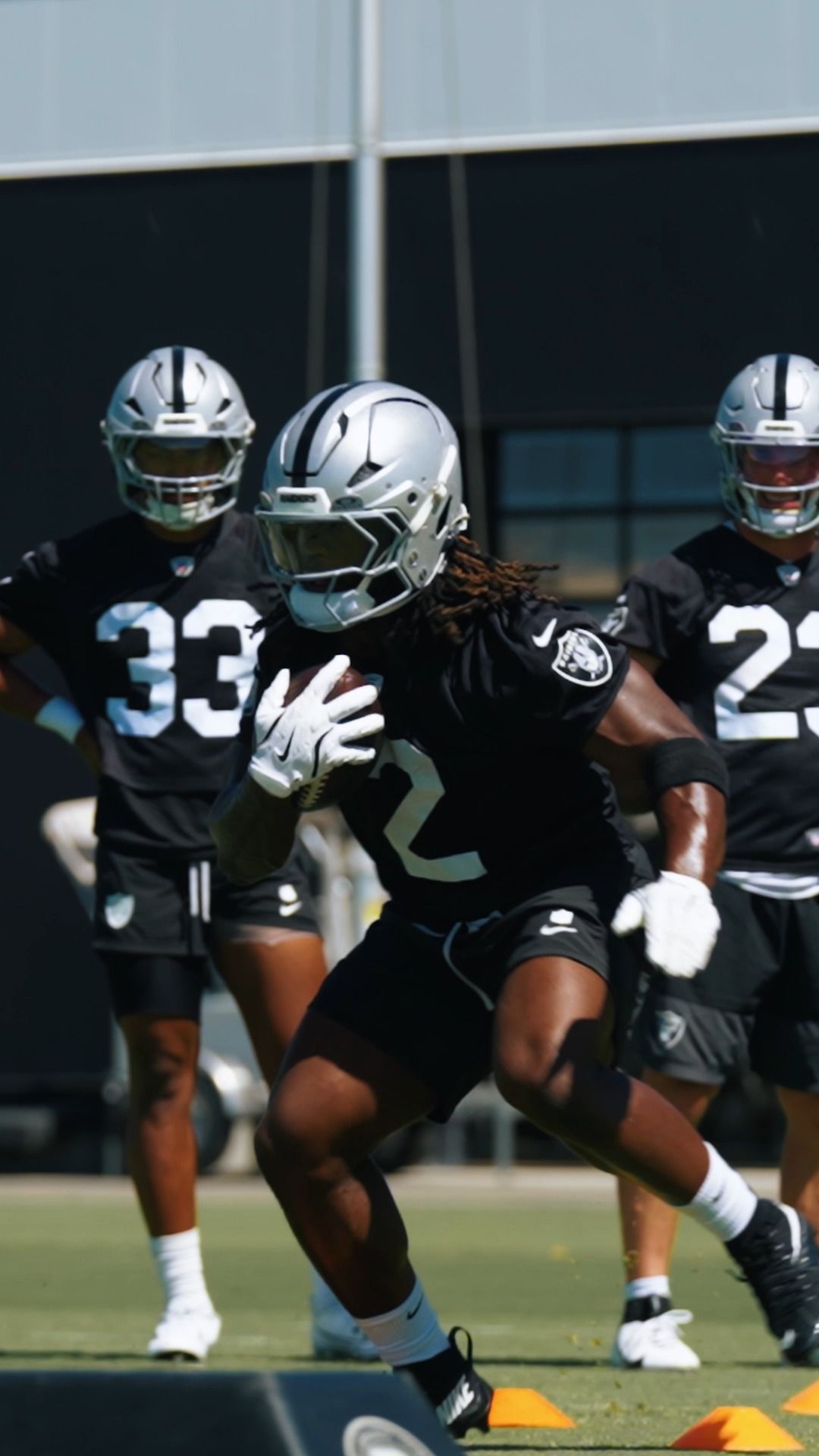 Image post by @Raiders on Facebook