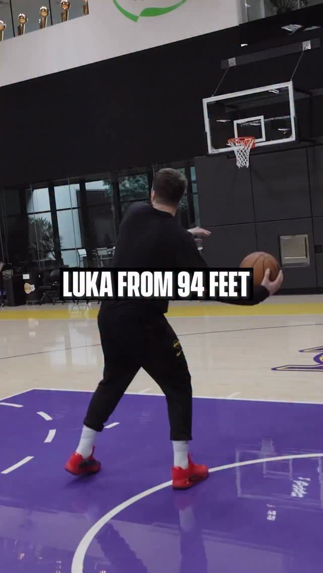 Video post by @losangeleslakers on Facebook