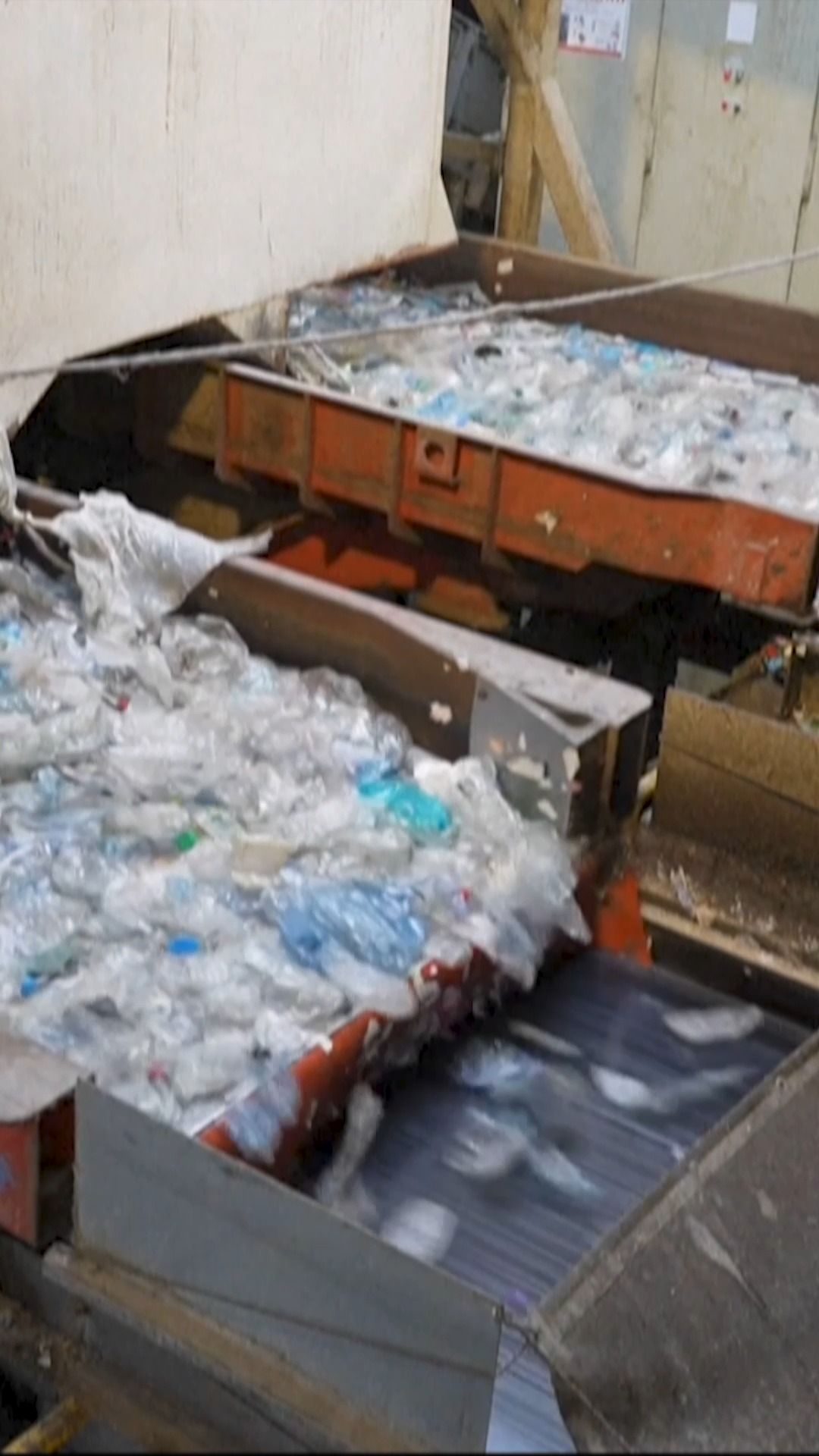 Video post by @techinsider on Facebook