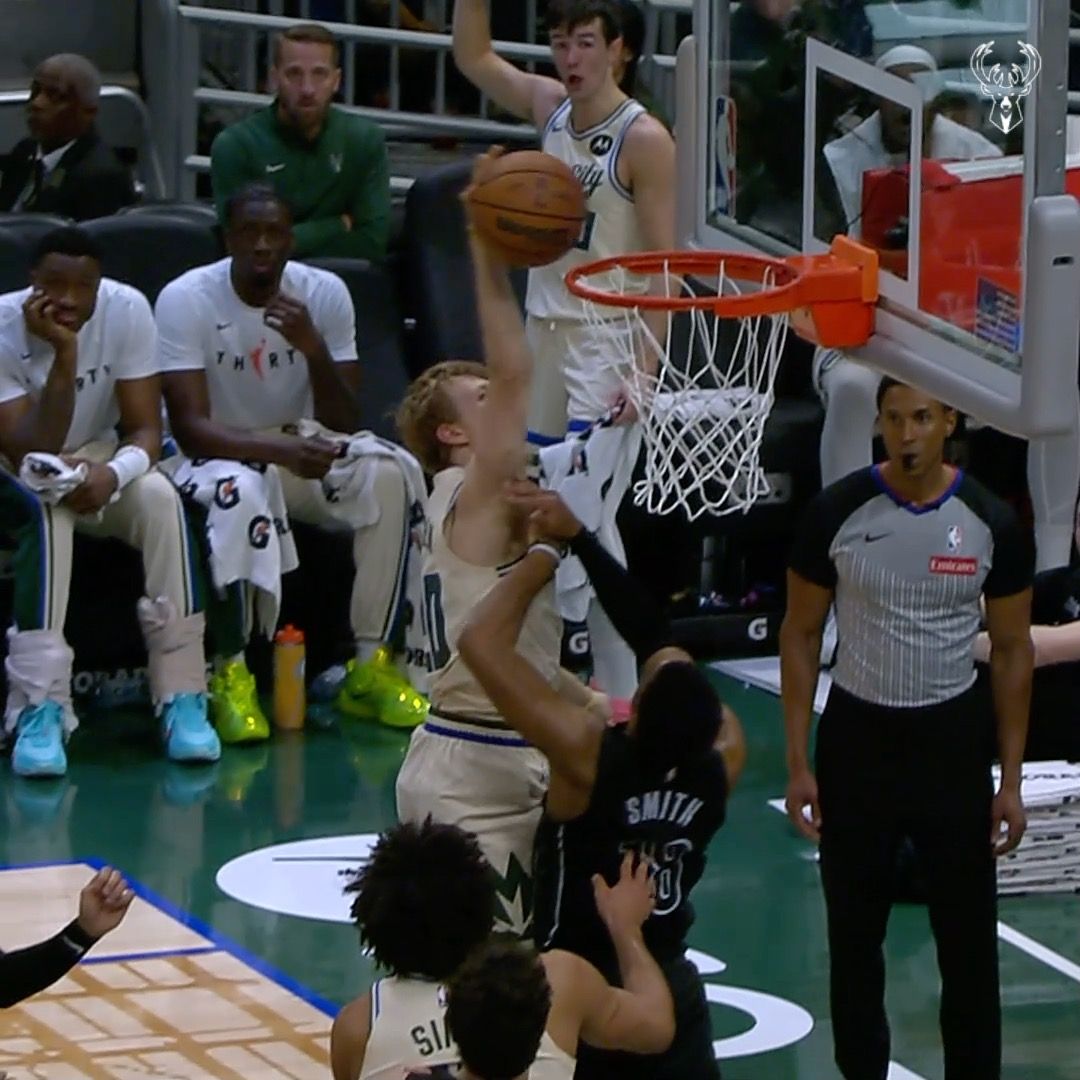 Video post by @milwaukeebucks on Facebook