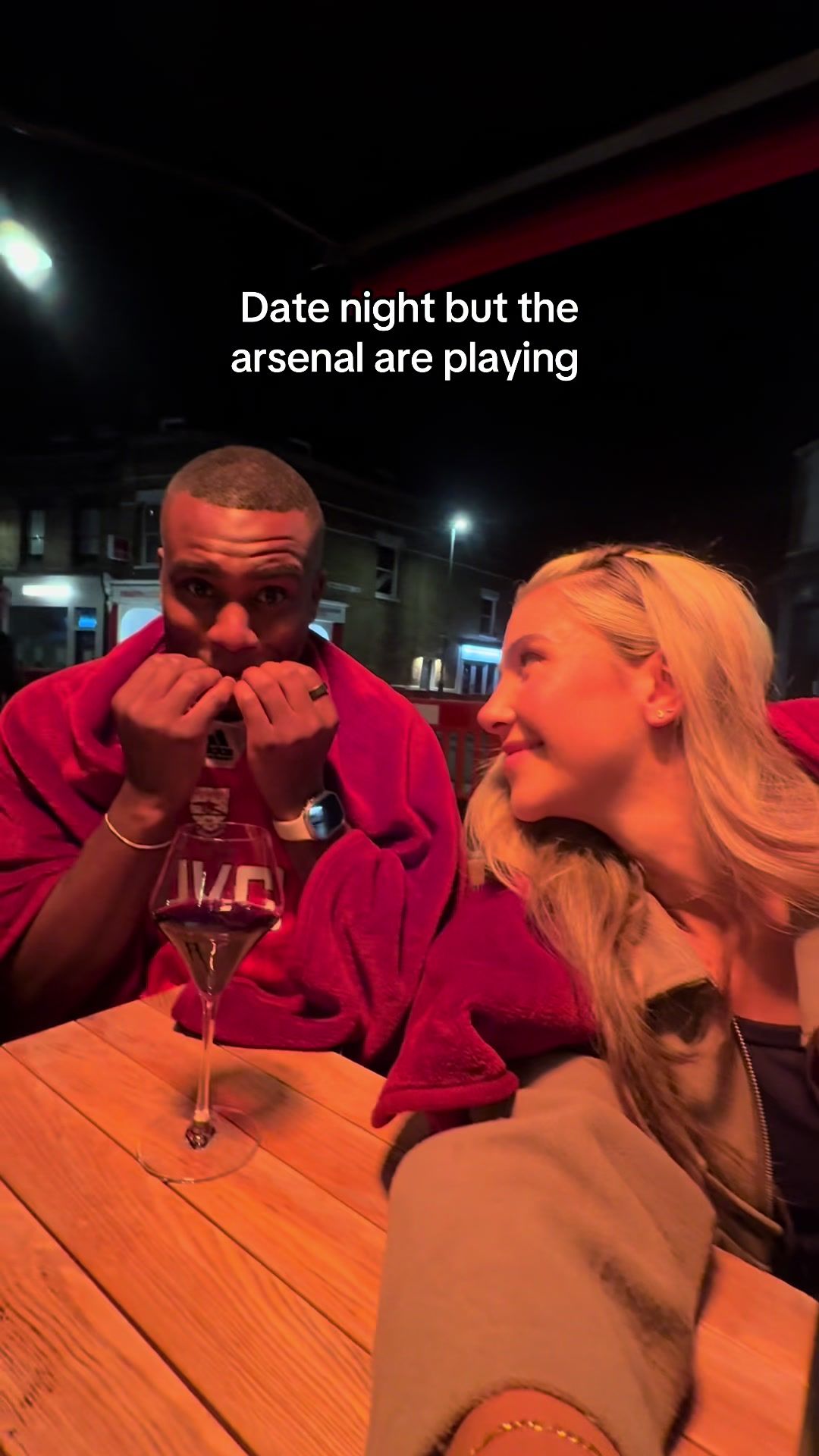 Video post by @chelseamenna on TikTok