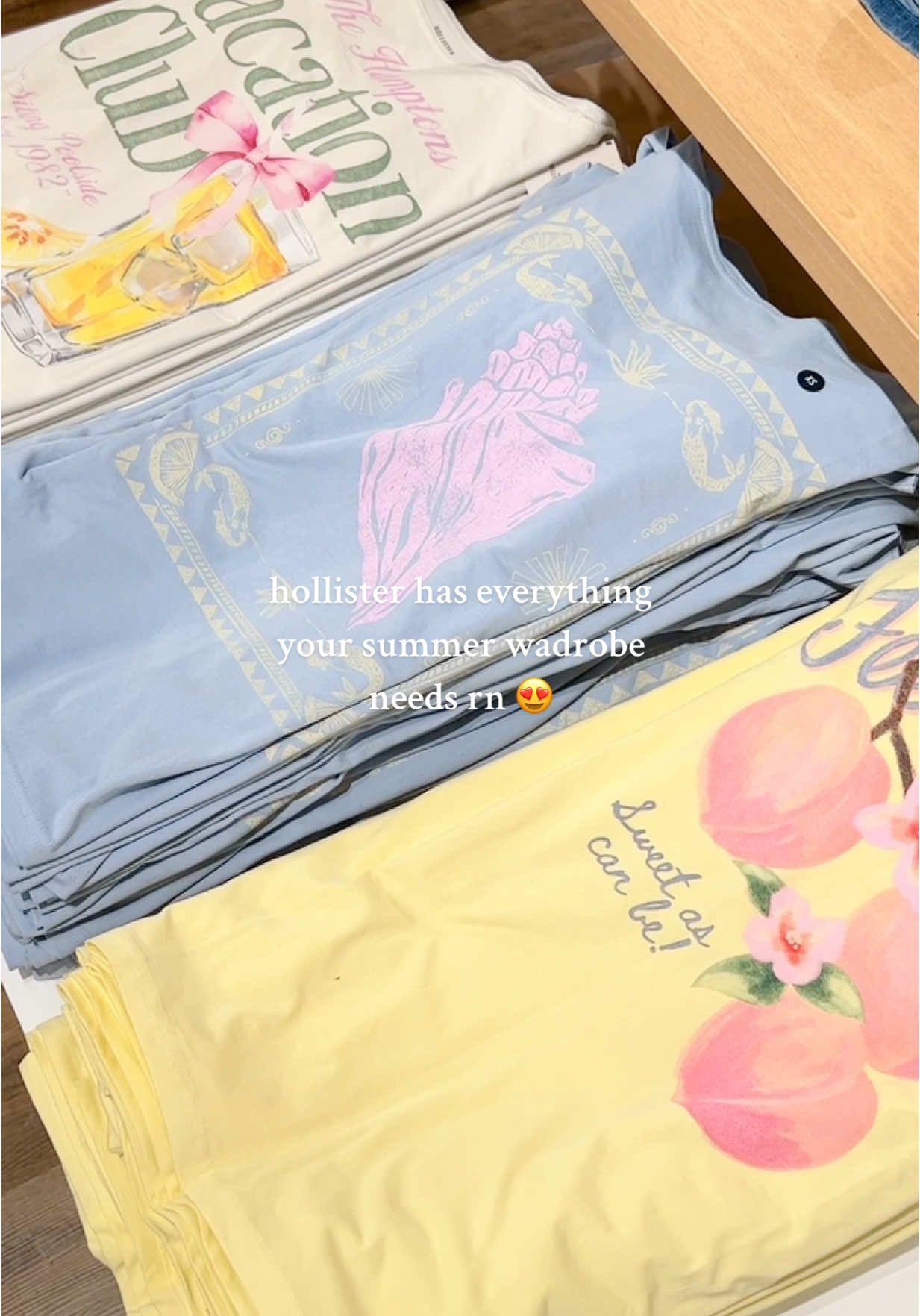 Video post by @hollister on TikTok