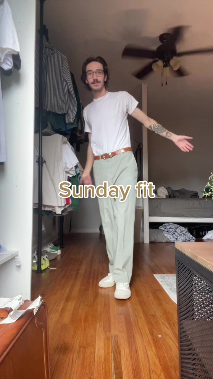 Video post by @airfriedjawns on TikTok