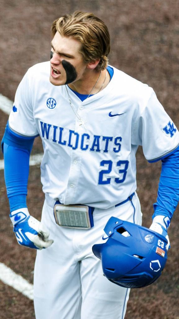 Video post by @UK Sports Network on Facebook