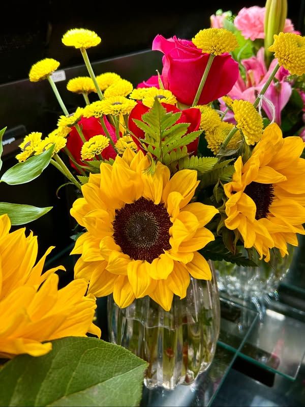 Image post by @starmarket on Facebook