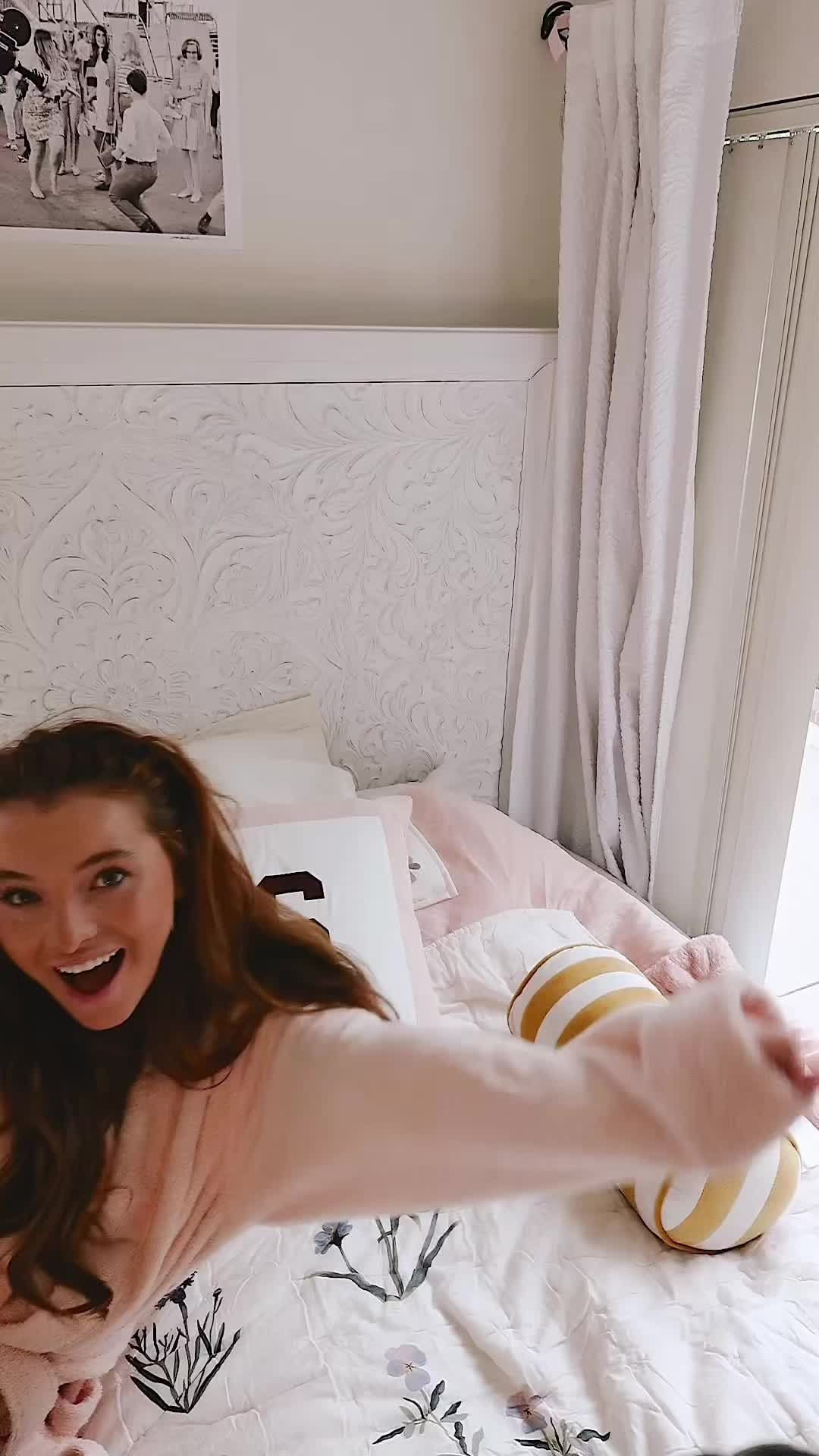 Video post by @sharlizetrue_ on TikTok