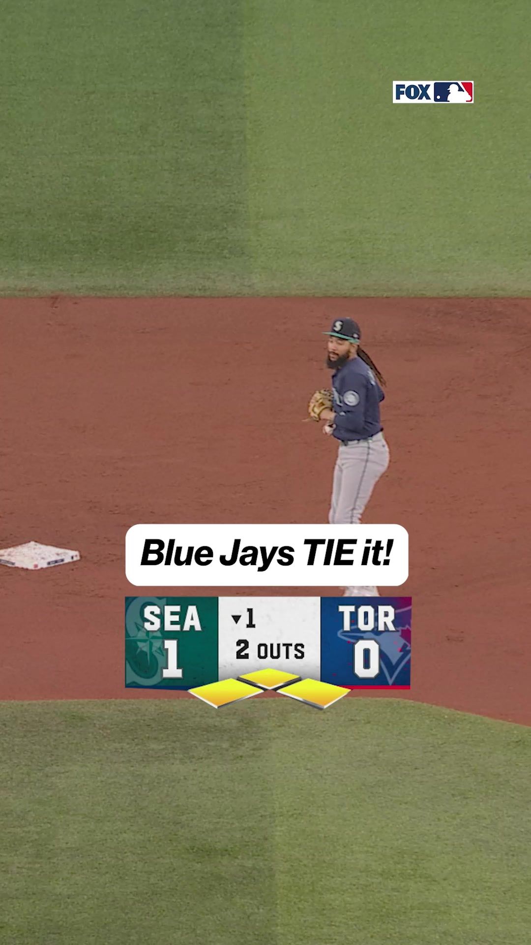 Video post by @MLBonFOX on Facebook