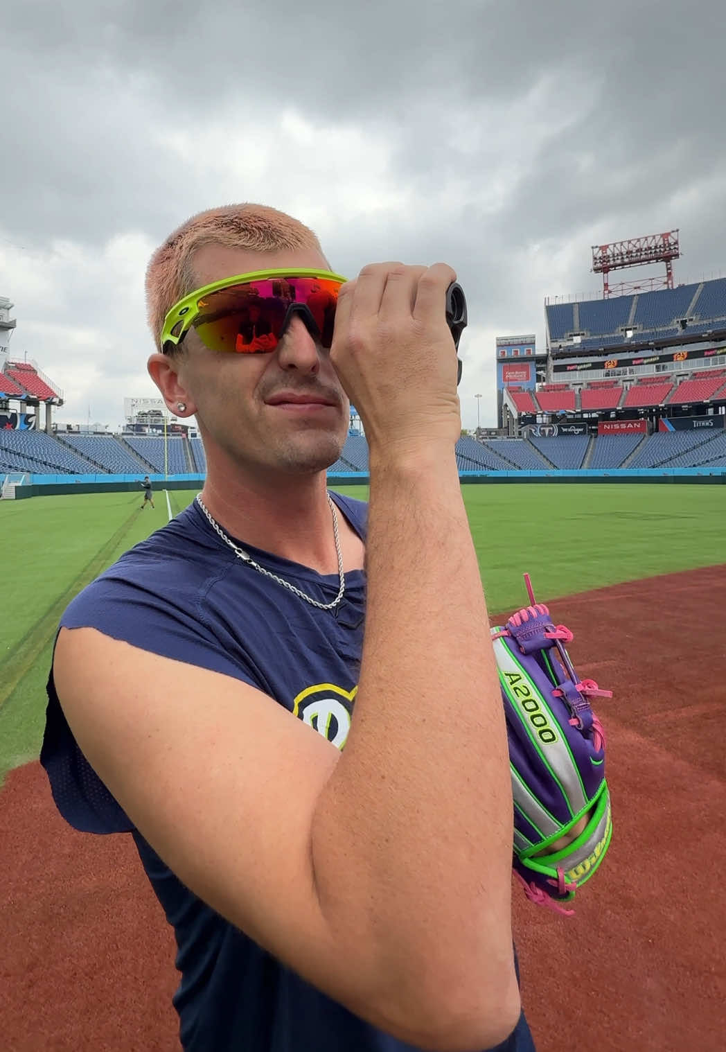 Video post by @theglovemagician on TikTok