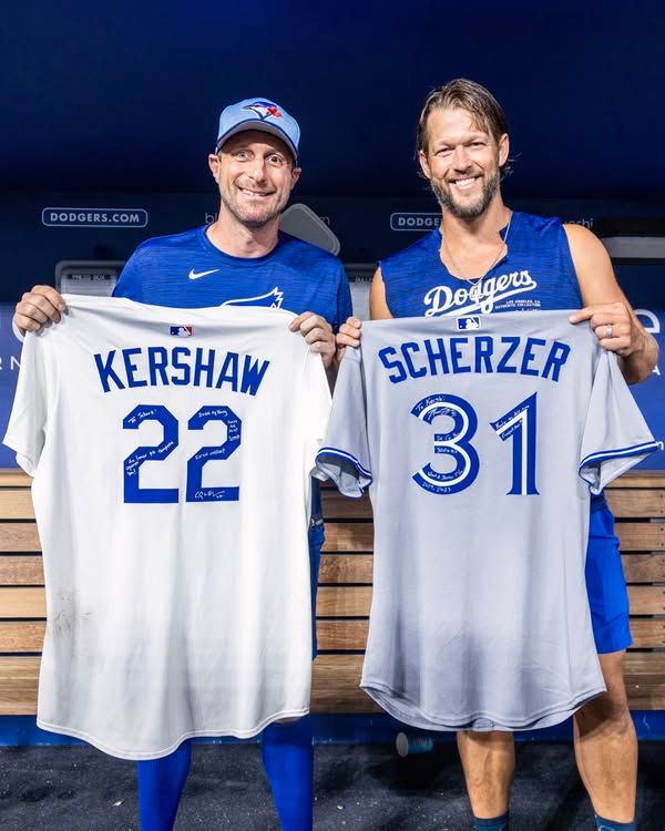 Image post by @theScore on Facebook