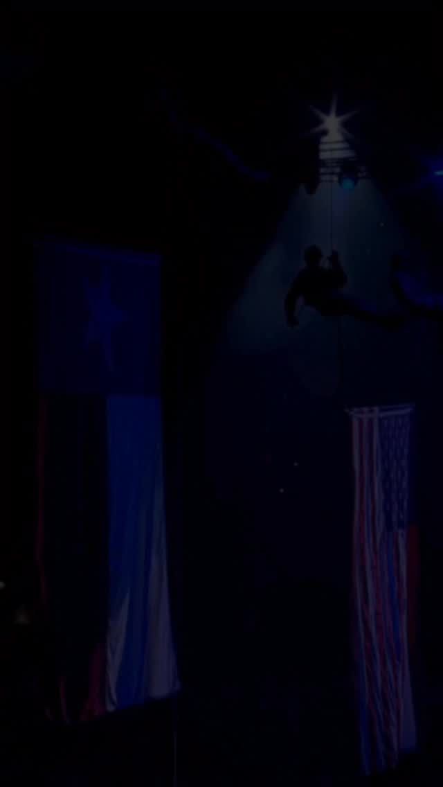 Video post by @sarodeo on Facebook