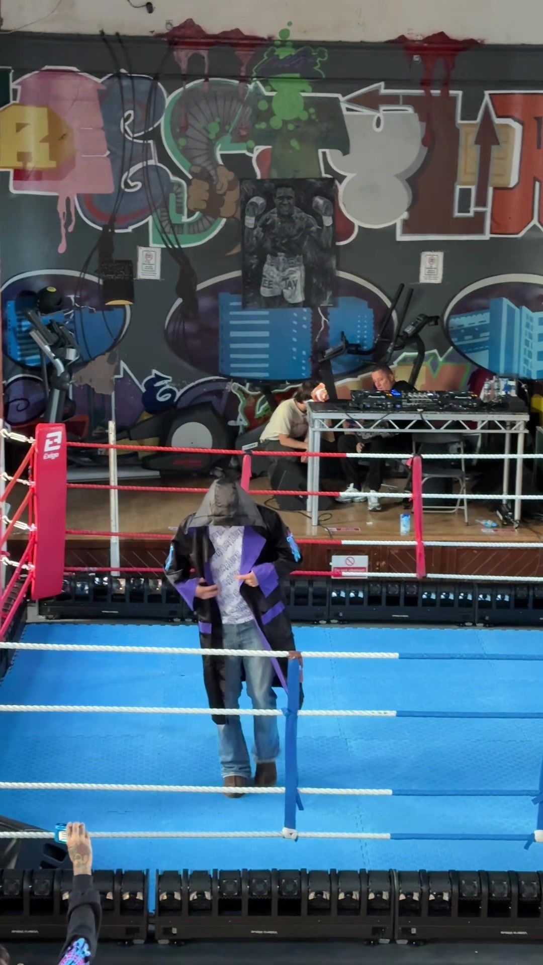 Video post by @emwell_ on TikTok