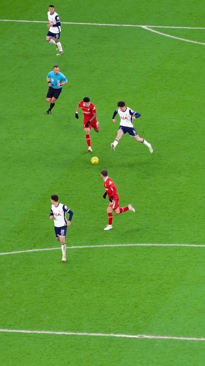 Video post by @TottenhamHotspur on Facebook