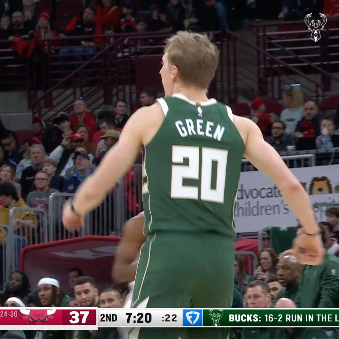 Video post by @milwaukeebucks on Facebook