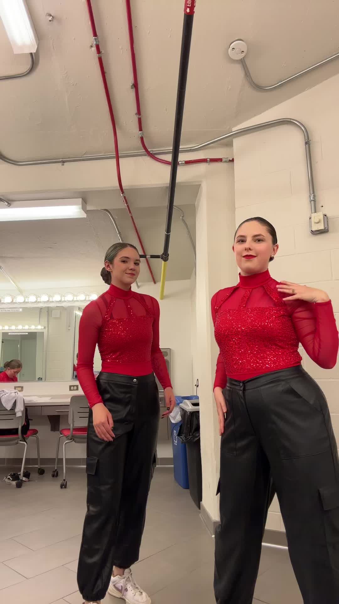 Video post by @packclogging on TikTok