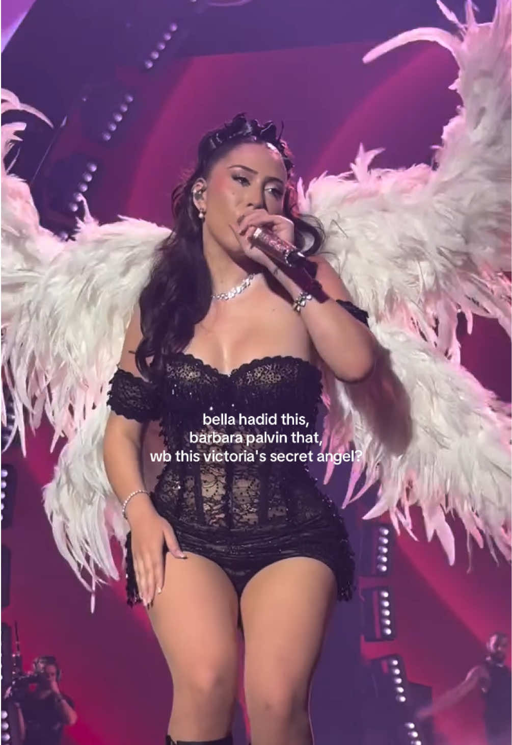 Video post by @uchisaesthetic on TikTok