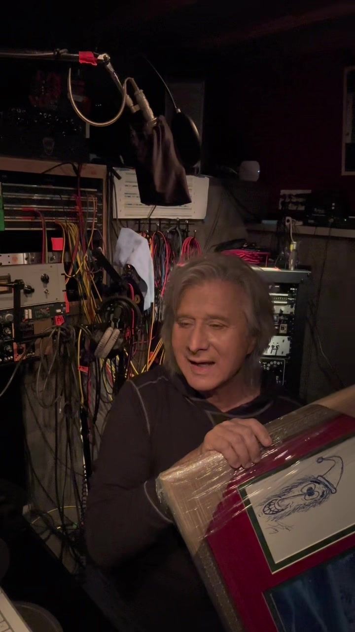 Video post by @steveperrymusic on TikTok