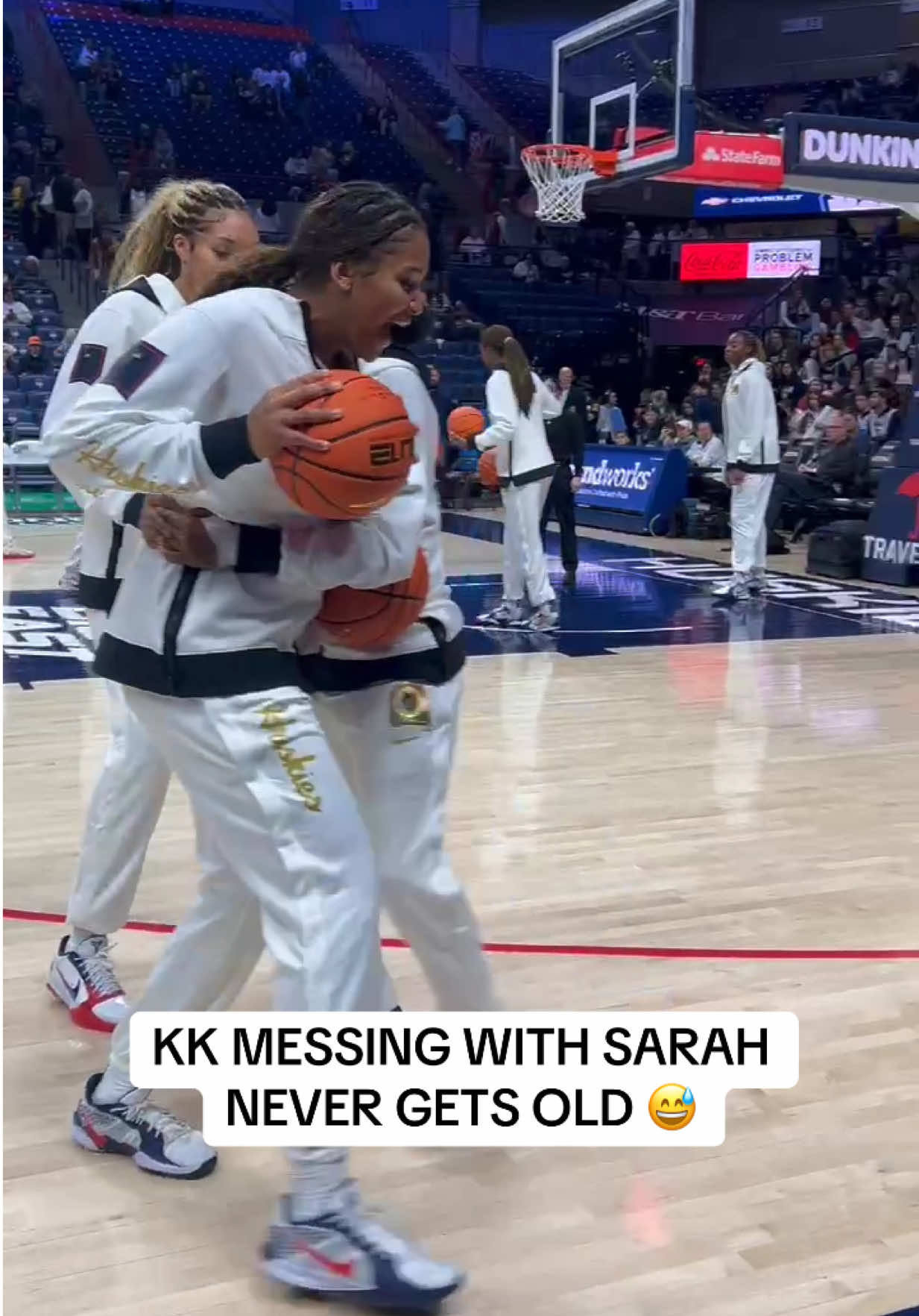 Video post by @marchmadnesswbb on TikTok