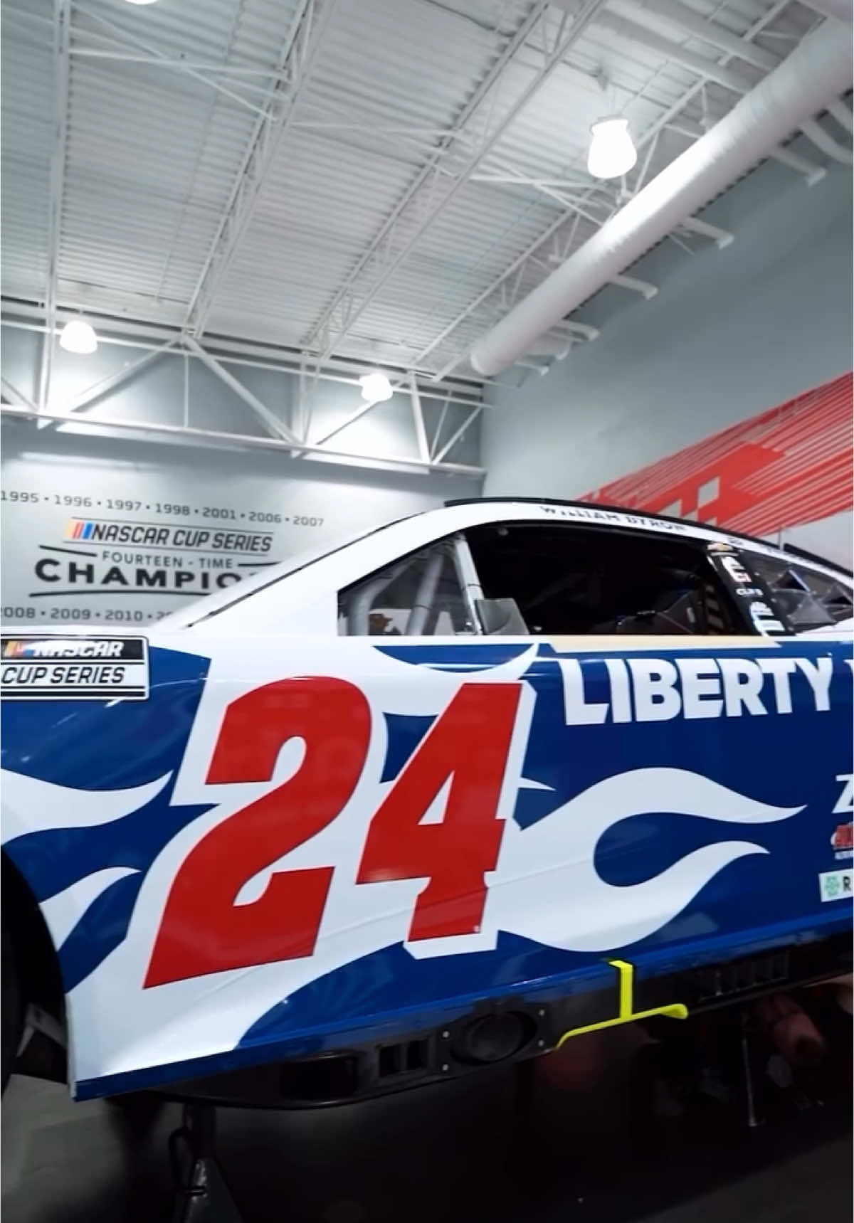 Video post by @teamhendrick on TikTok