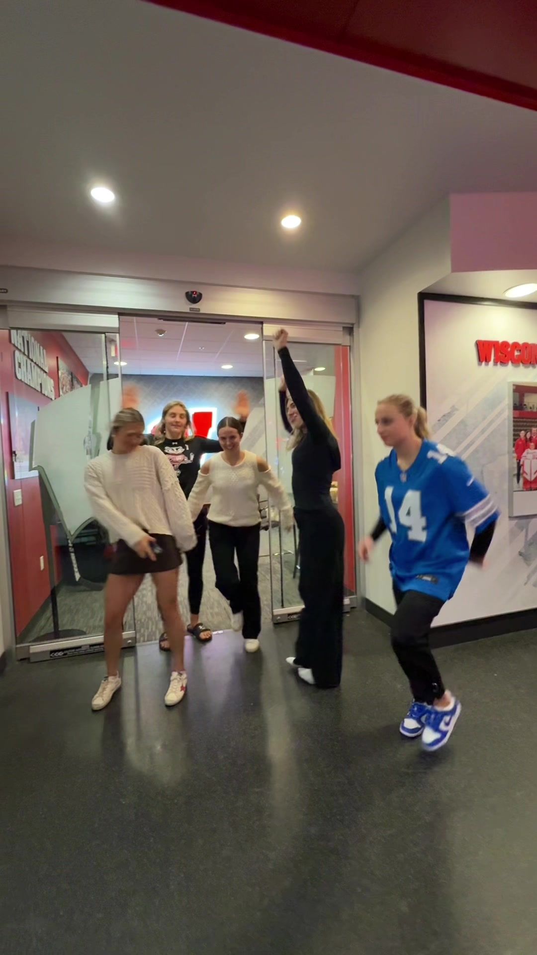 Video post by @badgerwhockey on TikTok