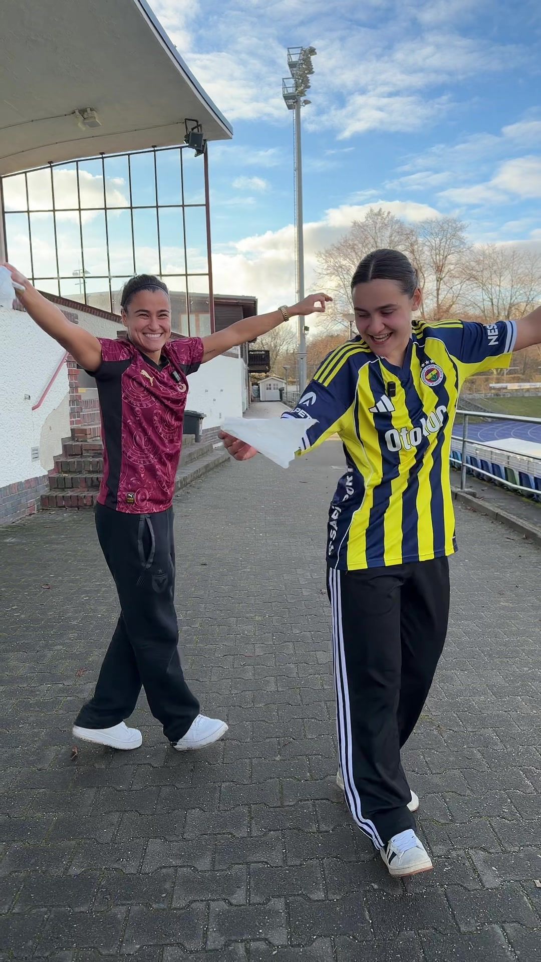 Video post by @aylinyaren_ on TikTok