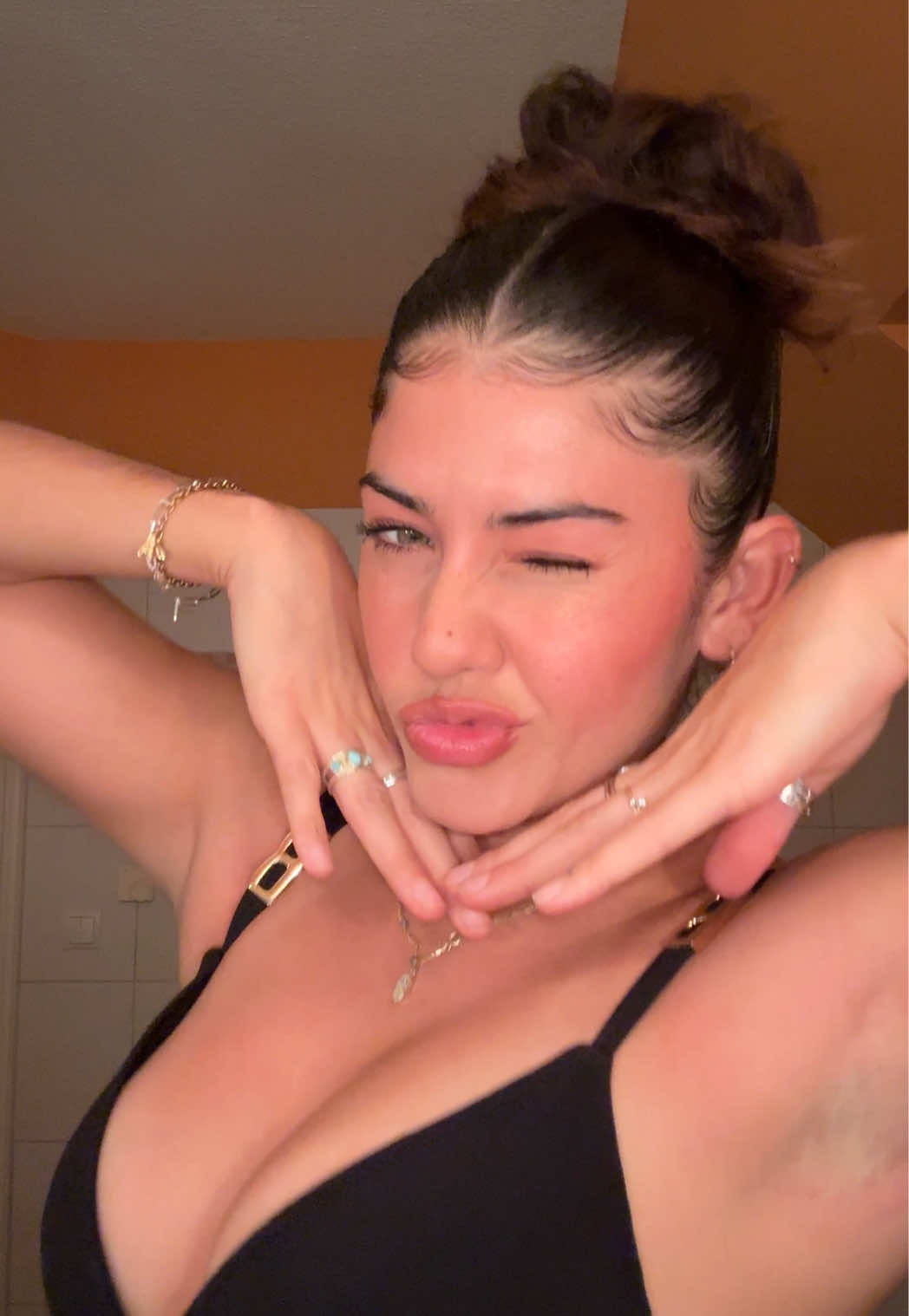 Video post by @jeanniejuice on TikTok