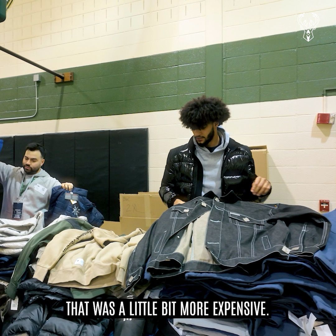 Video post by @BucksCommunity on Facebook