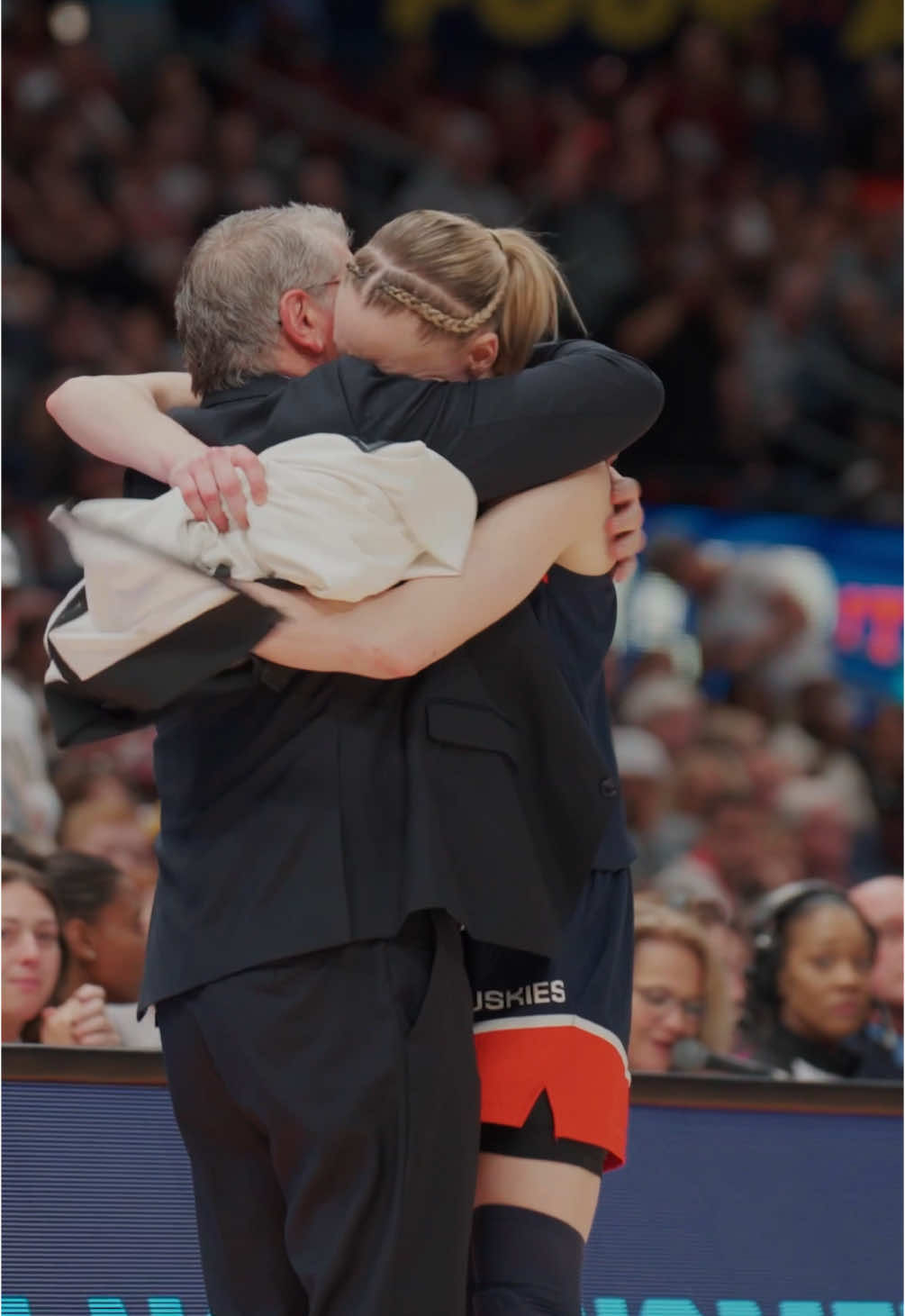 Video post by @marchmadnesswbb on TikTok