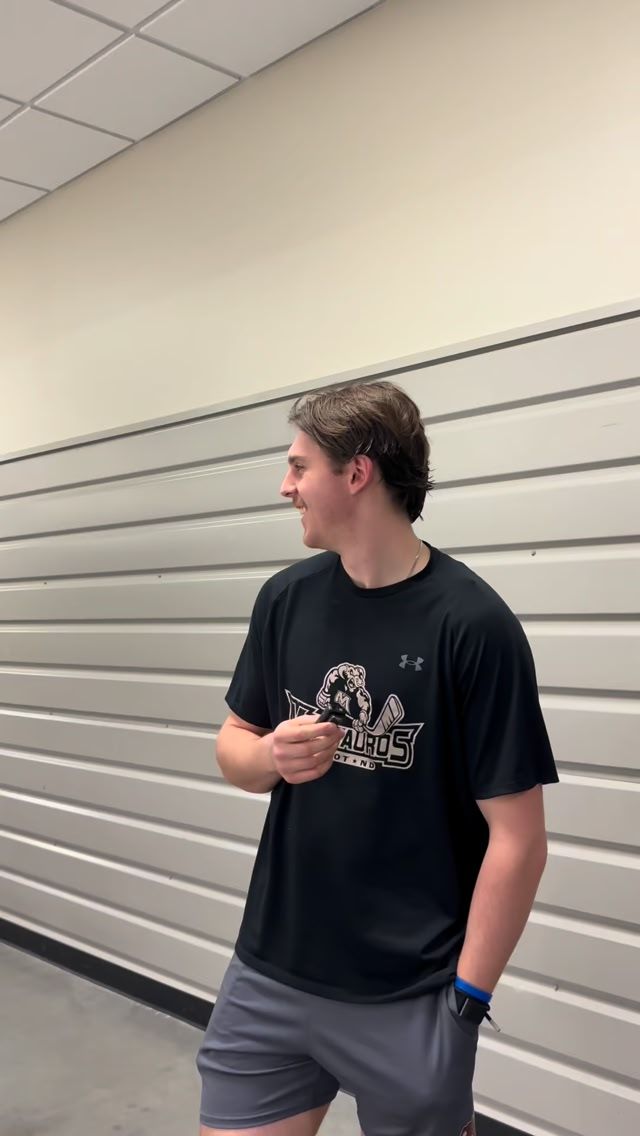 Video post by @TaurosHockey on Facebook