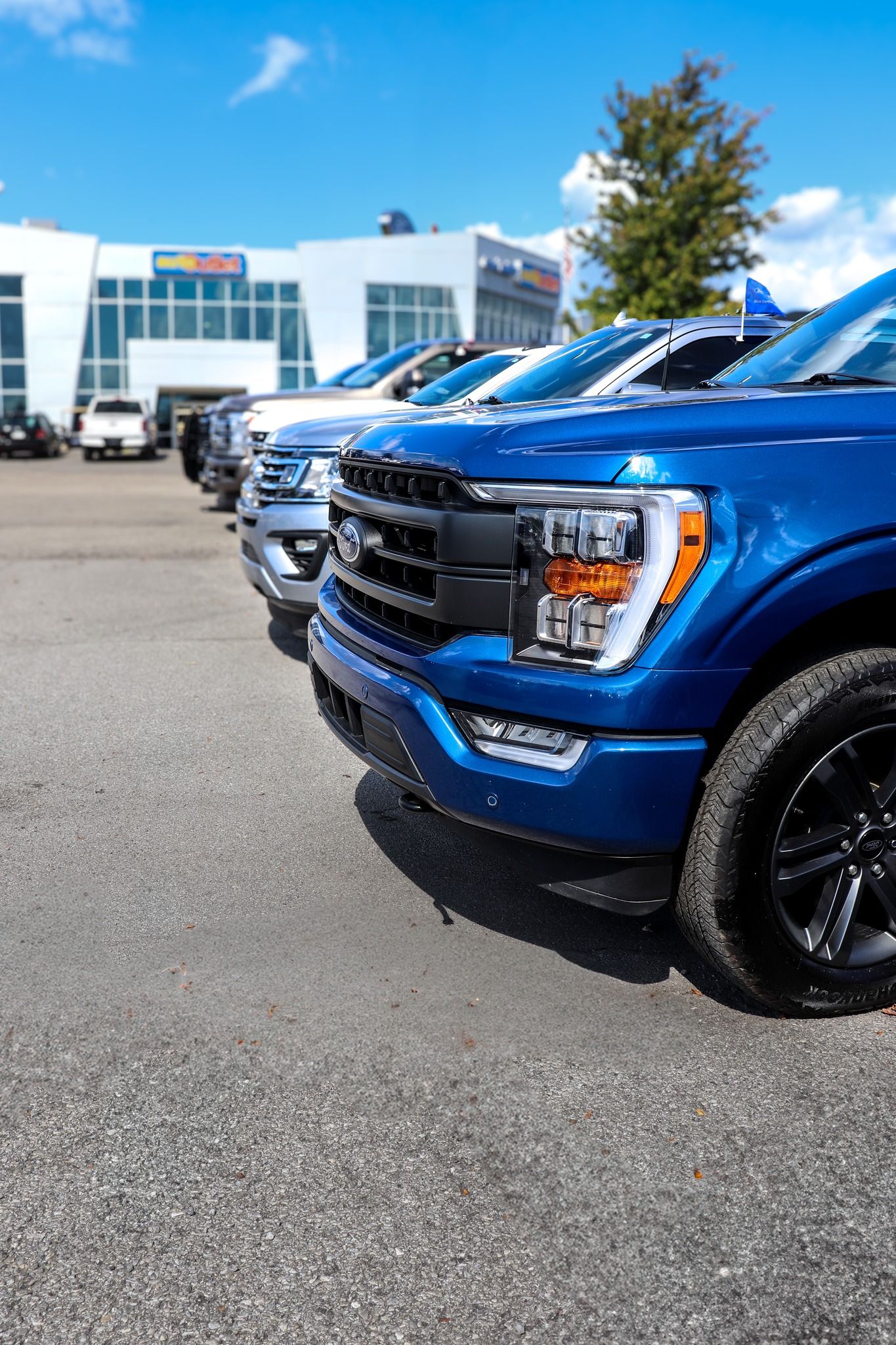 Video post by @PaulMillerAutoOutlet on Facebook