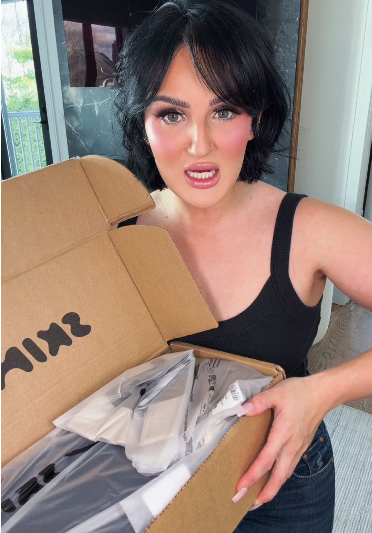 Video post by @mikaylanogueira on TikTok