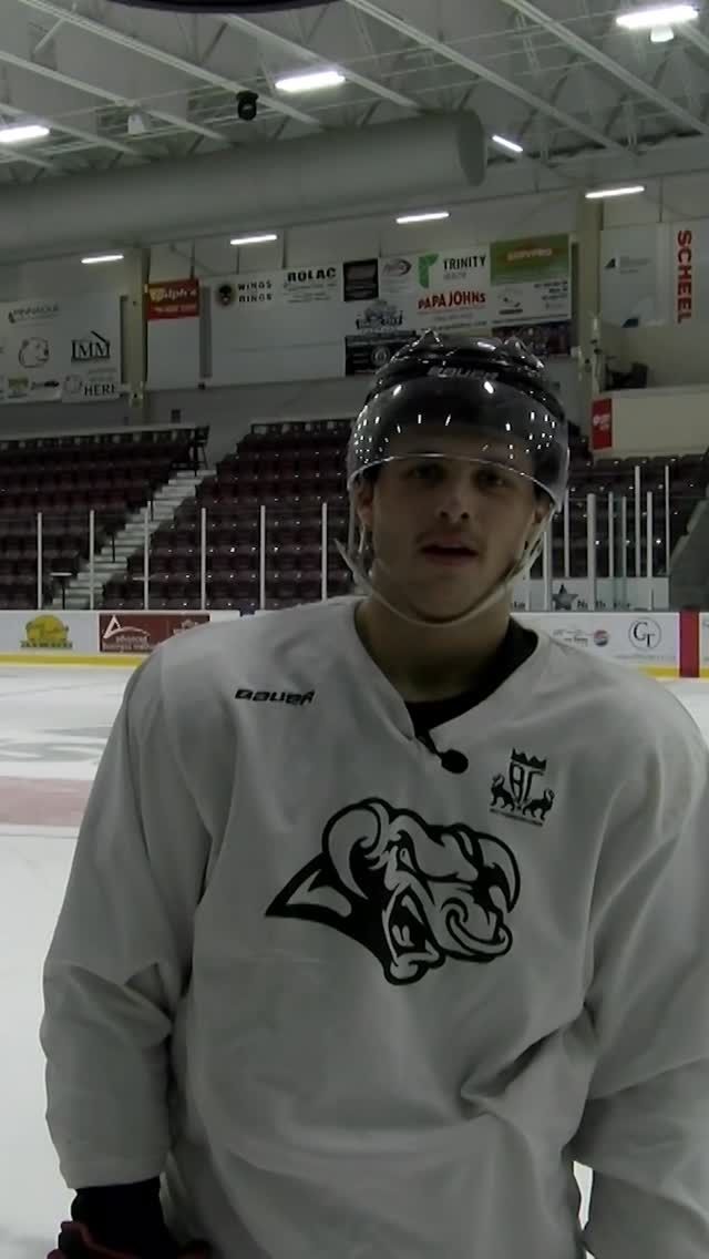 Video post by @TaurosHockey on Facebook