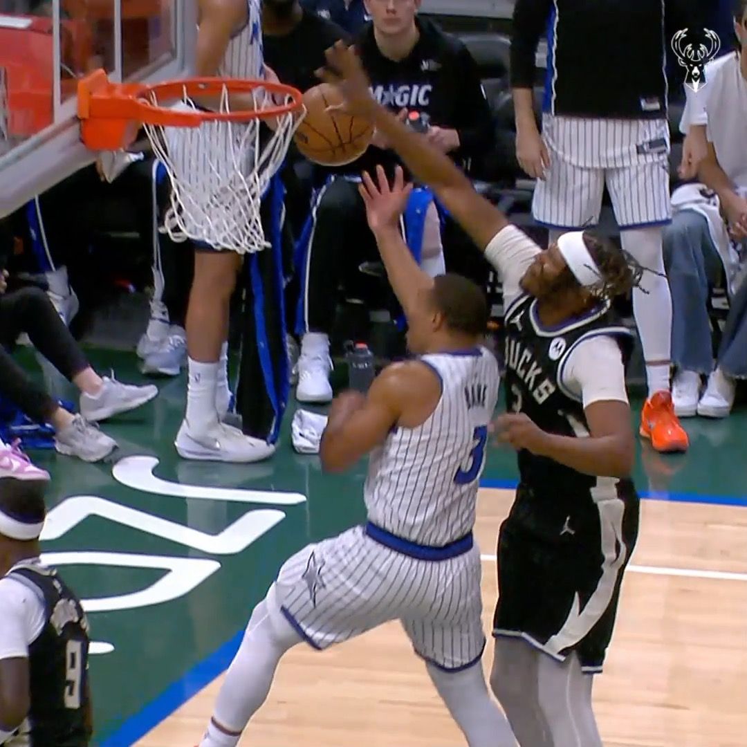 Video post by @milwaukeebucks on Facebook