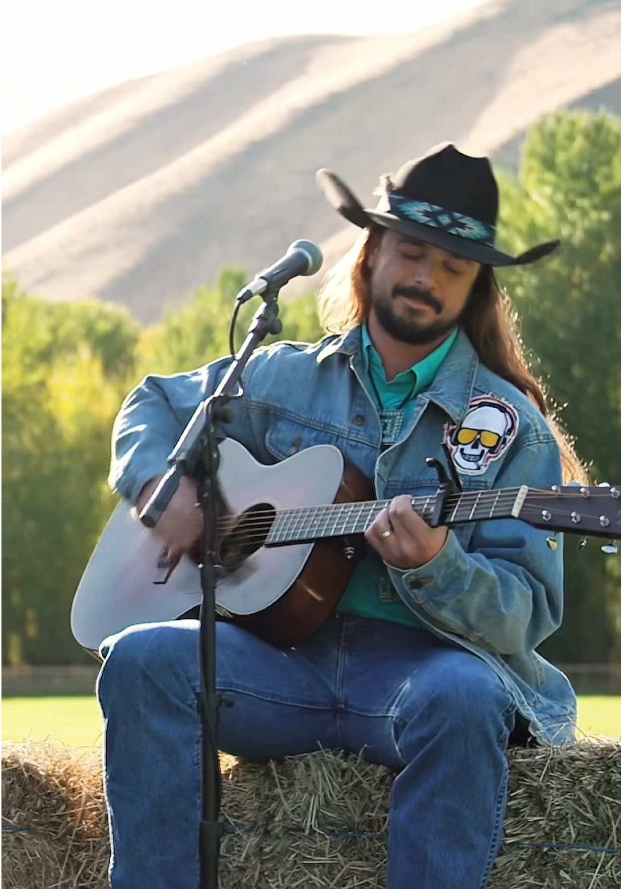 Video post by @ianmunsick on TikTok