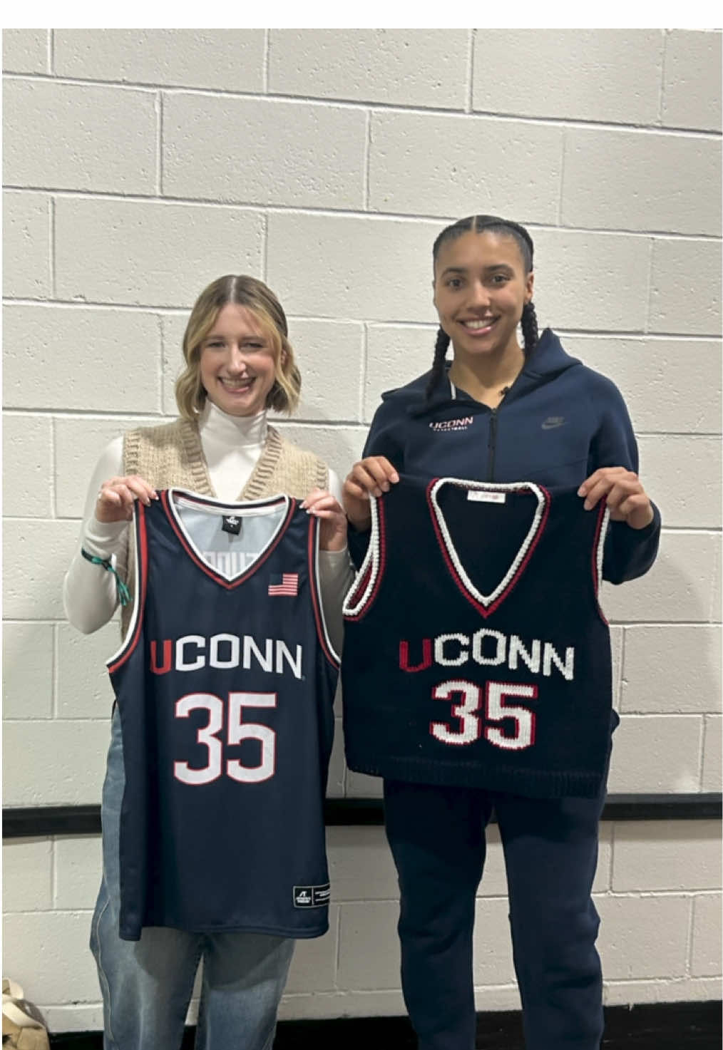 Video post by @uconnwbb on TikTok