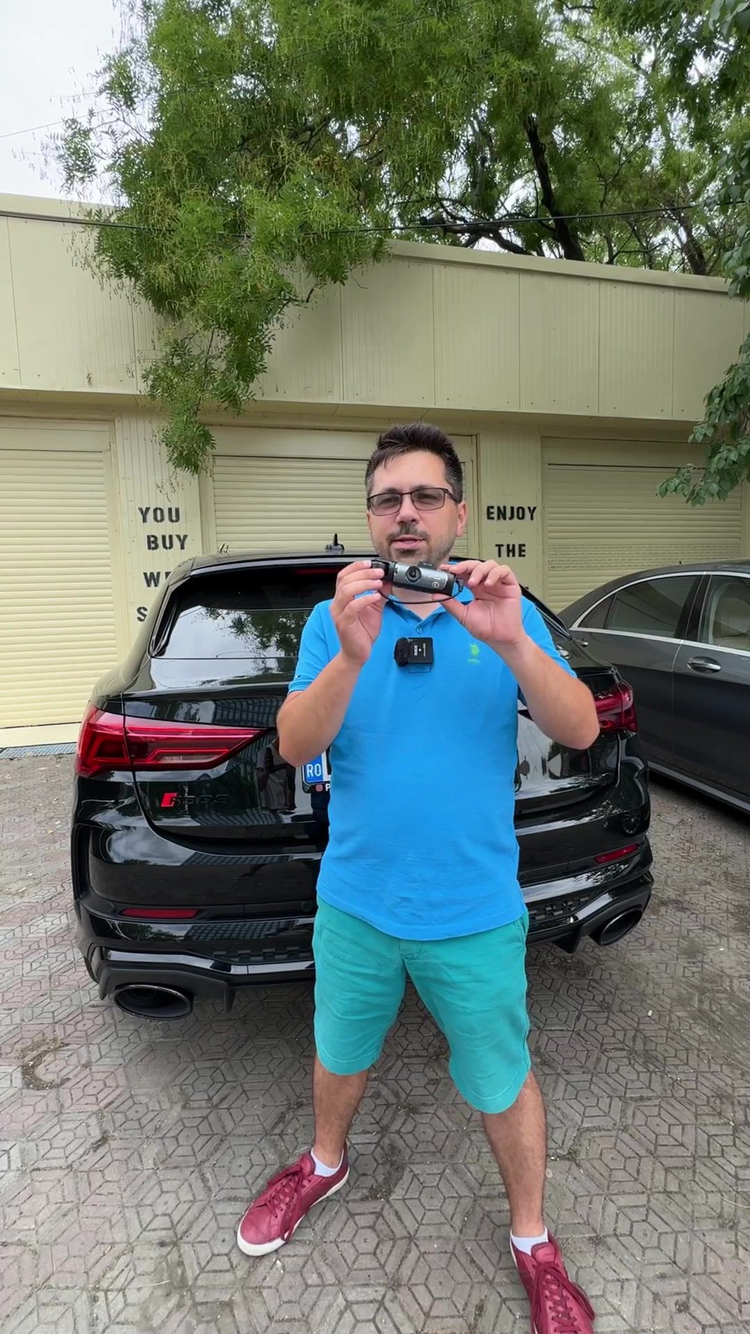Clip TikTok @masiniculucipopa, editare video creditată lui Adi Nicoară
