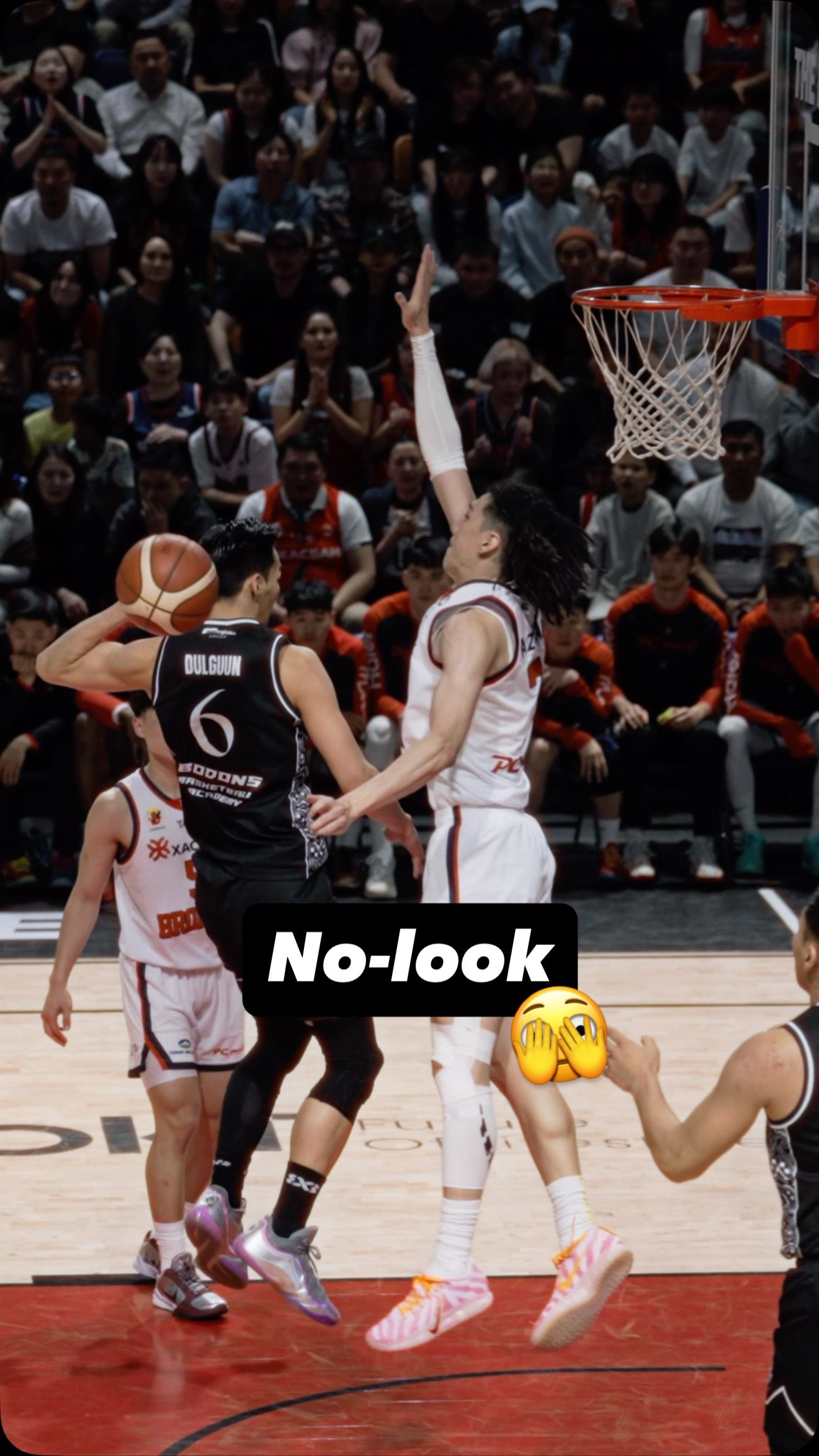 Video post by @mongolianhoops on Facebook